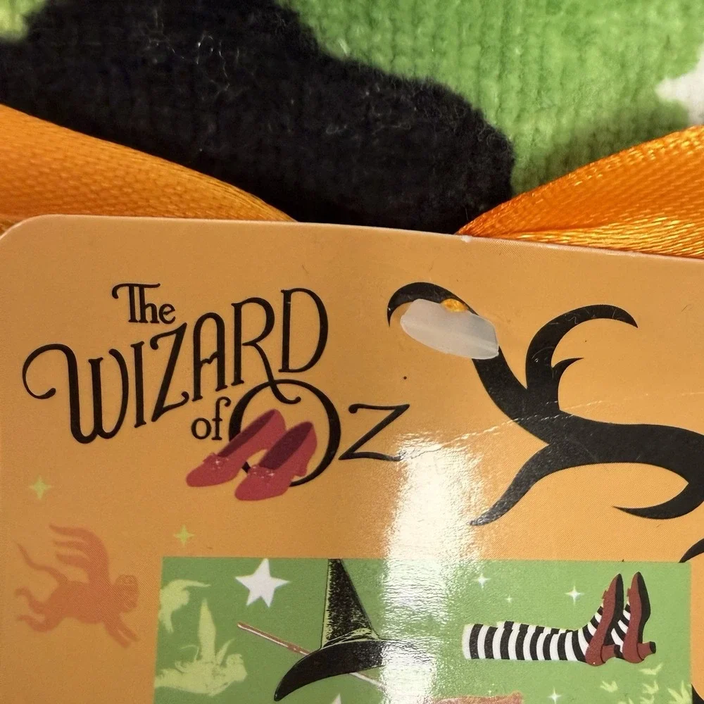 NWT Wizard Of Oz Wicked Witch Hand Towel Set Of 2 Green Kitchen Towels 16x28